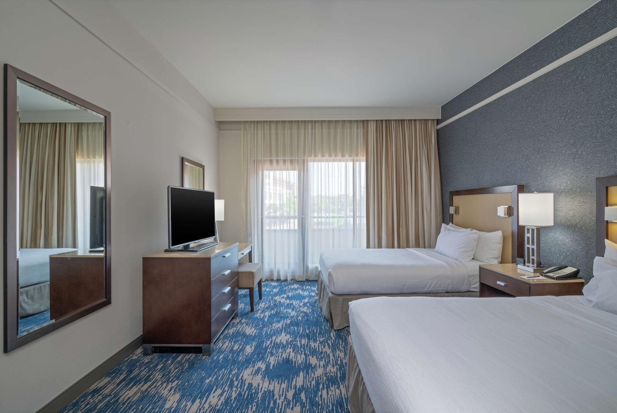 Embassy Suites By Hilton Alexandria Old Town Екстериор снимка